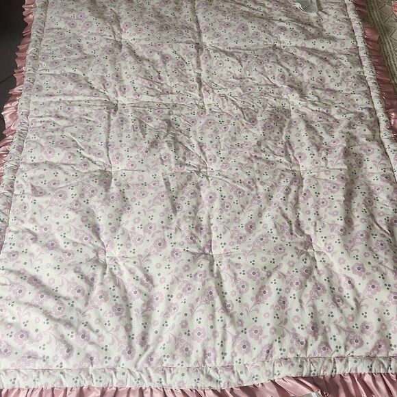 The Peanutshell bella pink patchwork baby quilt - Picture 4 of 6